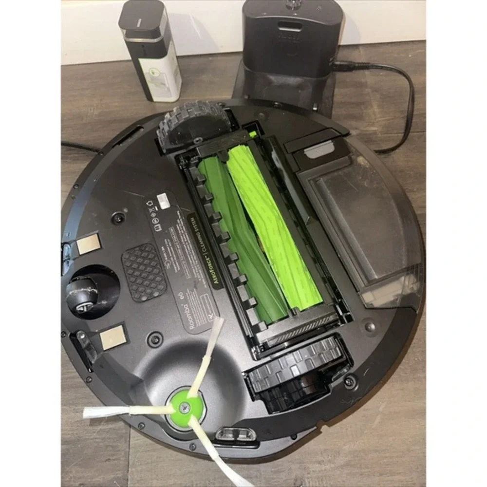 iRobot Roomba E6‎ Wi-Fi Vacuum Robotic Cleaner E6198 READ!